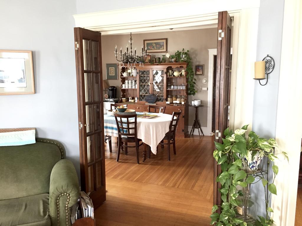 Harrington House Bed & Breakfast Winthrop Exteriör bild